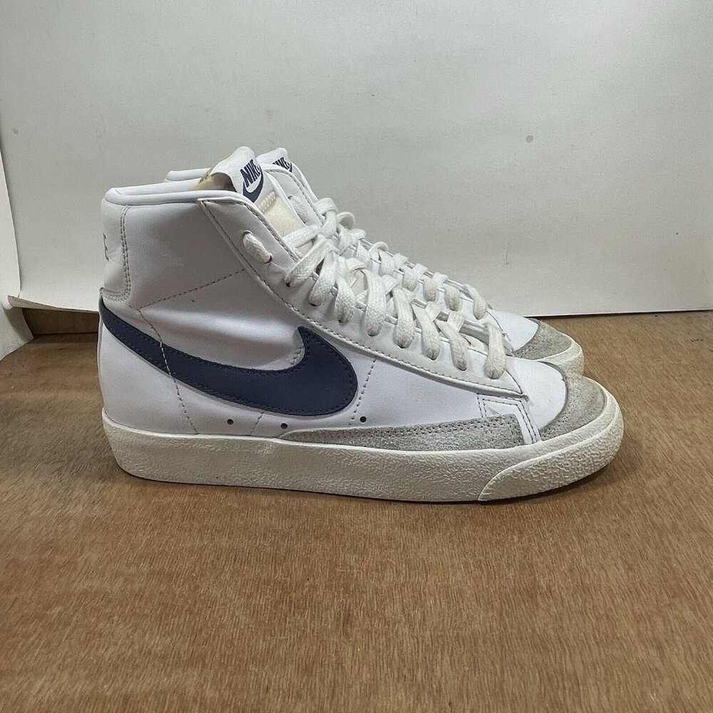 Nike Blazer Mid 77 Women Size 6.5 Shoes CZ1055 125 White/Diffused Blue-Sail
